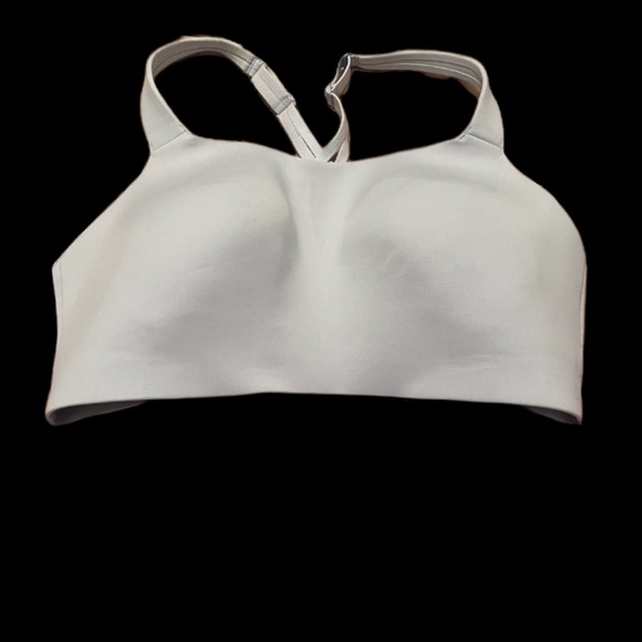 Lululemon bra - Picture 1 of 3